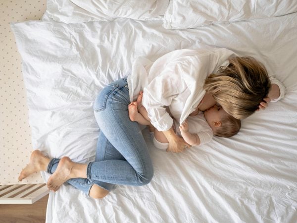 Managing Emotions as a New Mother Featured Image