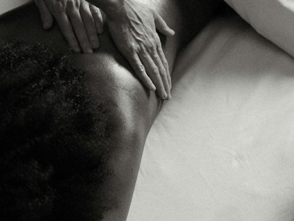 Jamu Postnatal Massage: The Nurturing Tradition Every New Mother Should Experience For Deep Recovery Featured Image