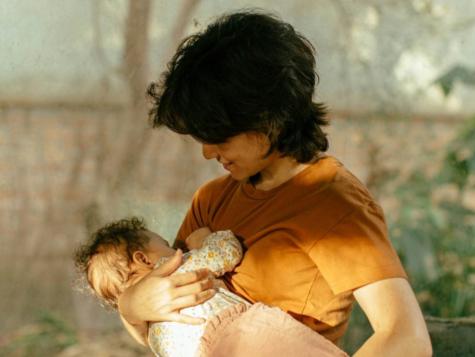 Rewriting Mother’s Day – 7 Days of Motherhood Support Article Featured Image