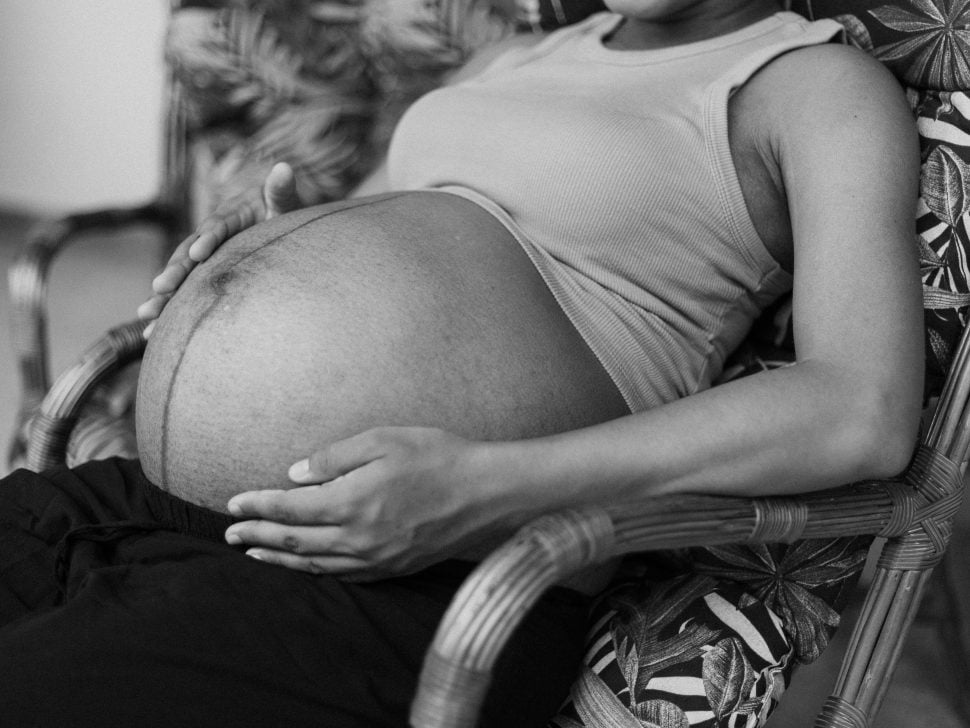 Navigating the Emotional Side of Pregnancy and New Motherhood Article Featured Image