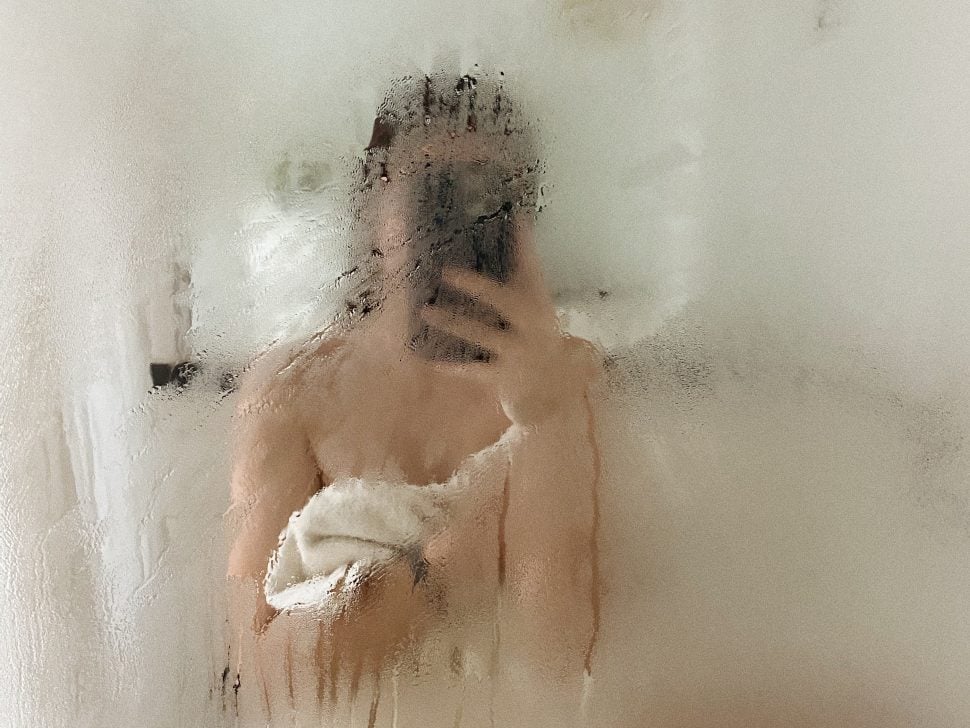 Understanding Postpartum Depletion: Signs, Causes and How to Recover Article Featured Image