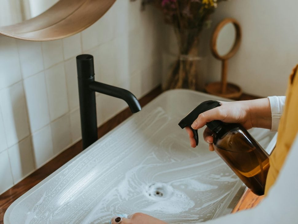 How to Clean Your House After Family Sickness Article Featured Image